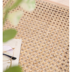 Elegant Solid Wood Chair with Natural Rattan Accents fcf-1479