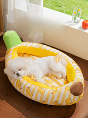 Dimitri Cooling Banana Boat Pet Bed – Removable & Washable Summer Lounge