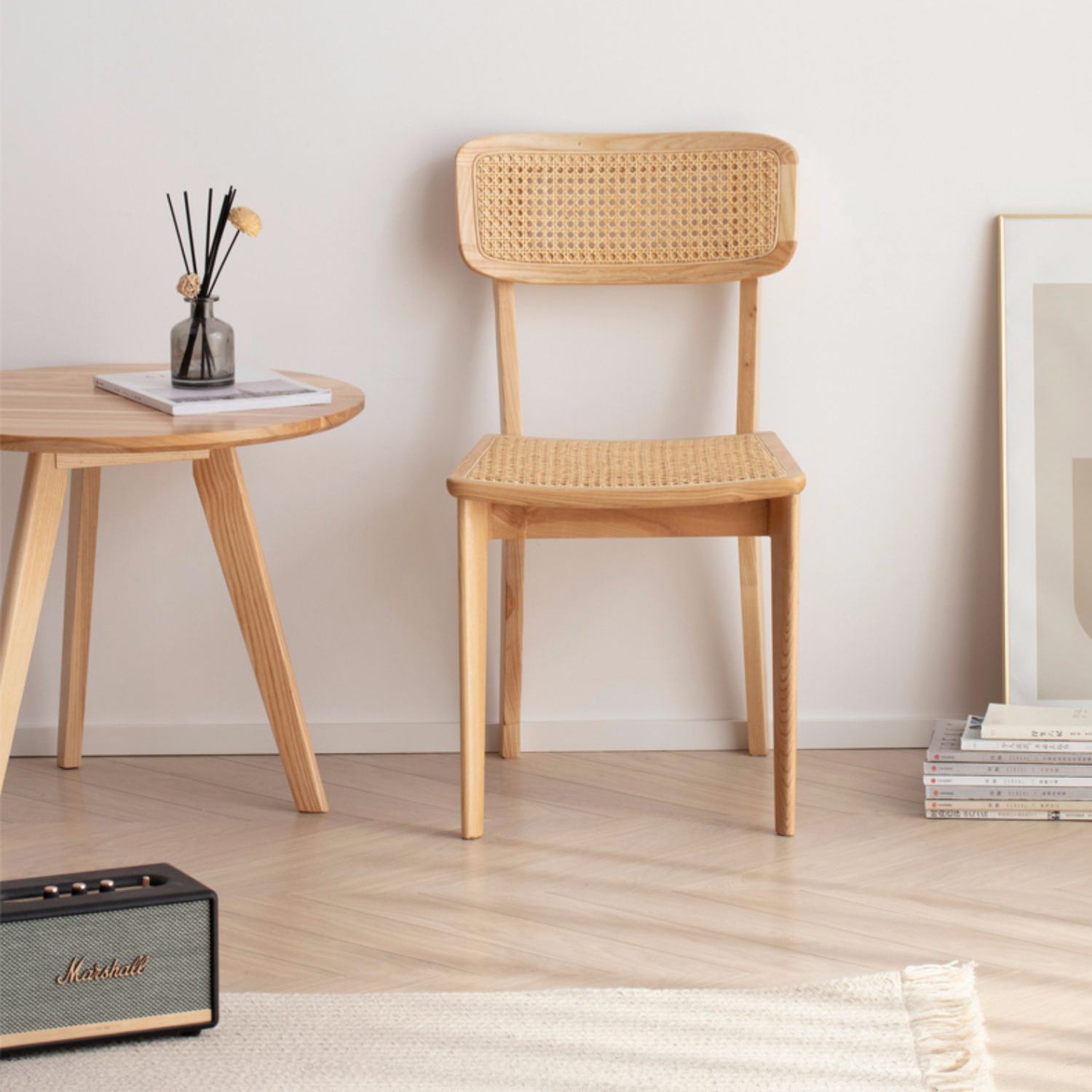 Elegant Brown Ash Wood Chair with Stylish Rattan Accents fcf-1472