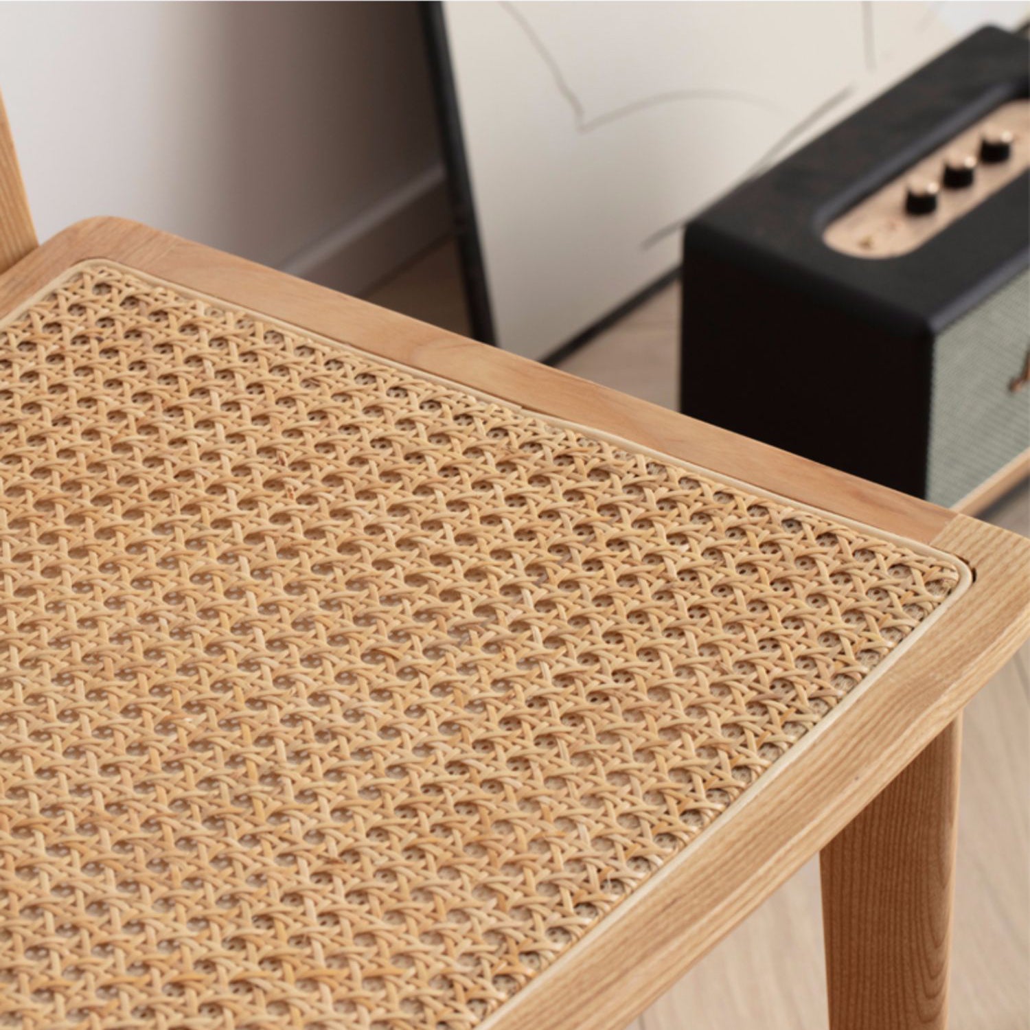 Elegant Brown Ash Wood Chair with Stylish Rattan Accents fcf-1472