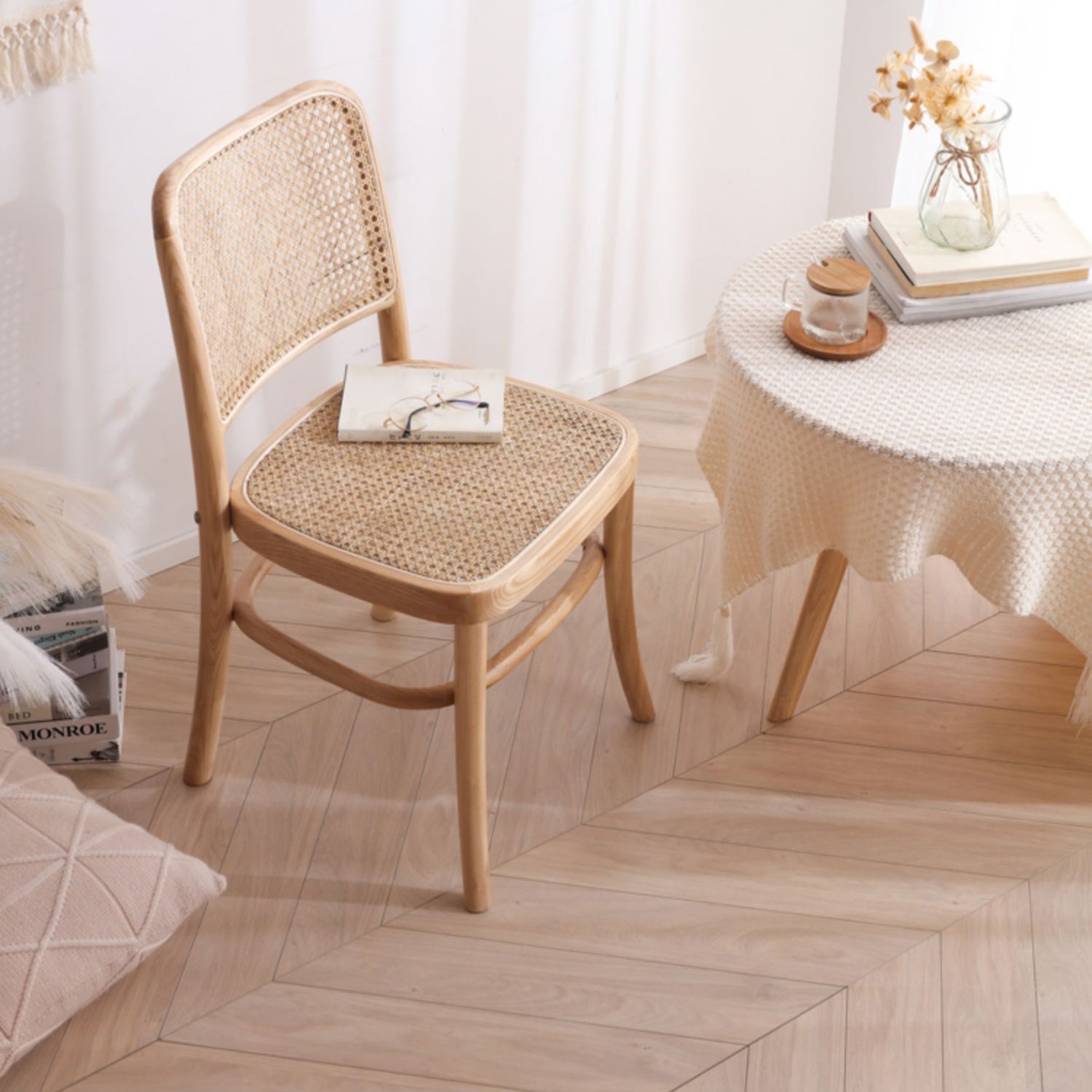 Elegant Natural Ash Wood Chair with Stylish Rattan Detailing fcf-1476