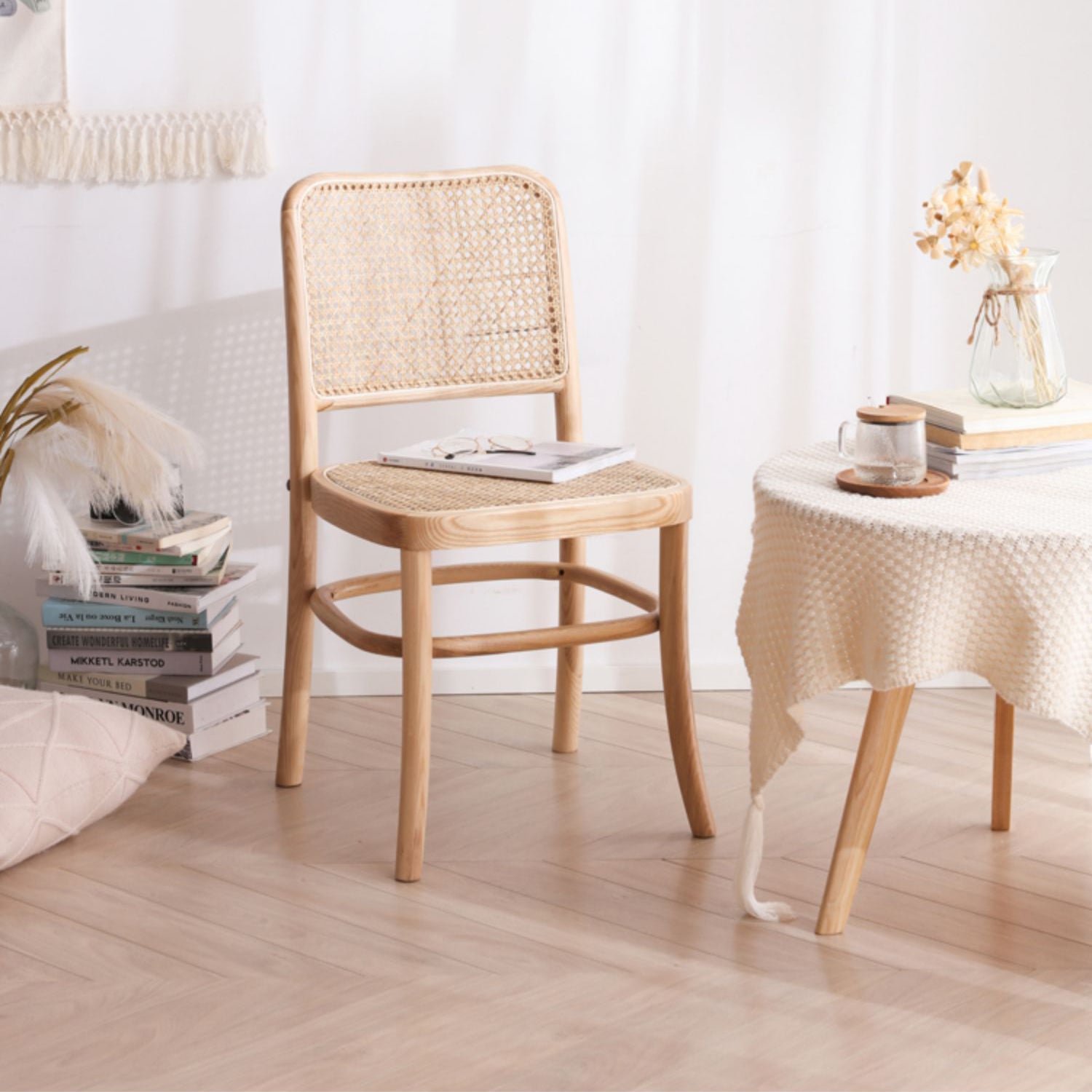 Elegant Natural Ash Wood Chair with Stylish Rattan Detailing fcf-1476