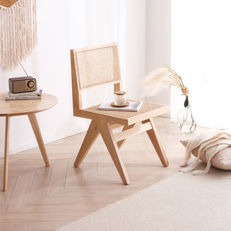 Handcrafted Solid Wood Chair with Natural Rattan Finish fcf-1478