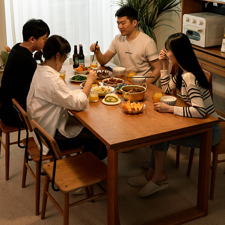 Stunning Natural Cherry Wood Dining Table - Elegant & Durable Furniture Piece fcp-1303