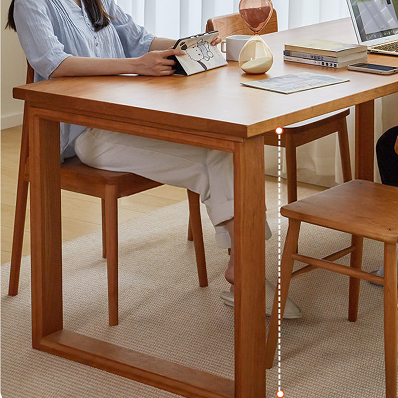 Stunning Natural Cherry Wood Dining Table - Elegant & Durable Furniture Piece fcp-1303