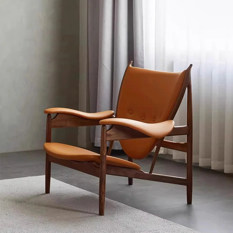Stylish Shield-Shaped Chair in Ash Wood with Premium Faux & Genuine Leather – Modern Tribal Design for Elegant Interiors fme-3137