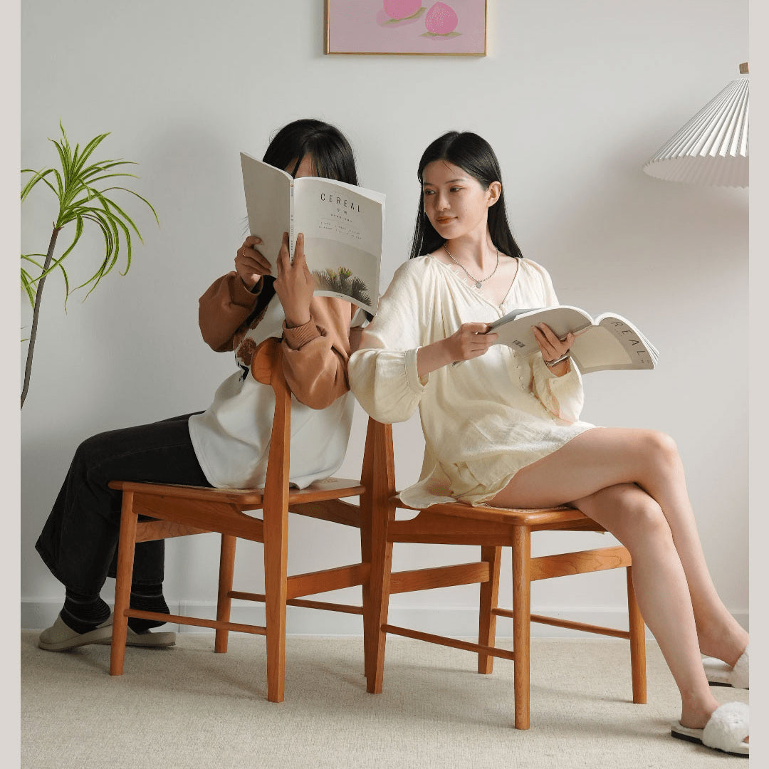 Elegant Natural Cherry Wood Chair with Rattan Detailing fyx-894