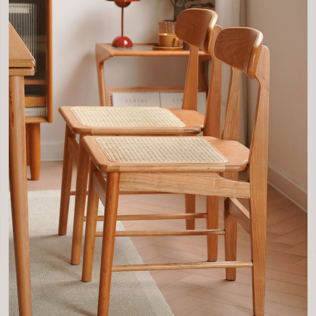 Elegant Natural Cherry Wood Chair with Rattan Detailing fyx-894
