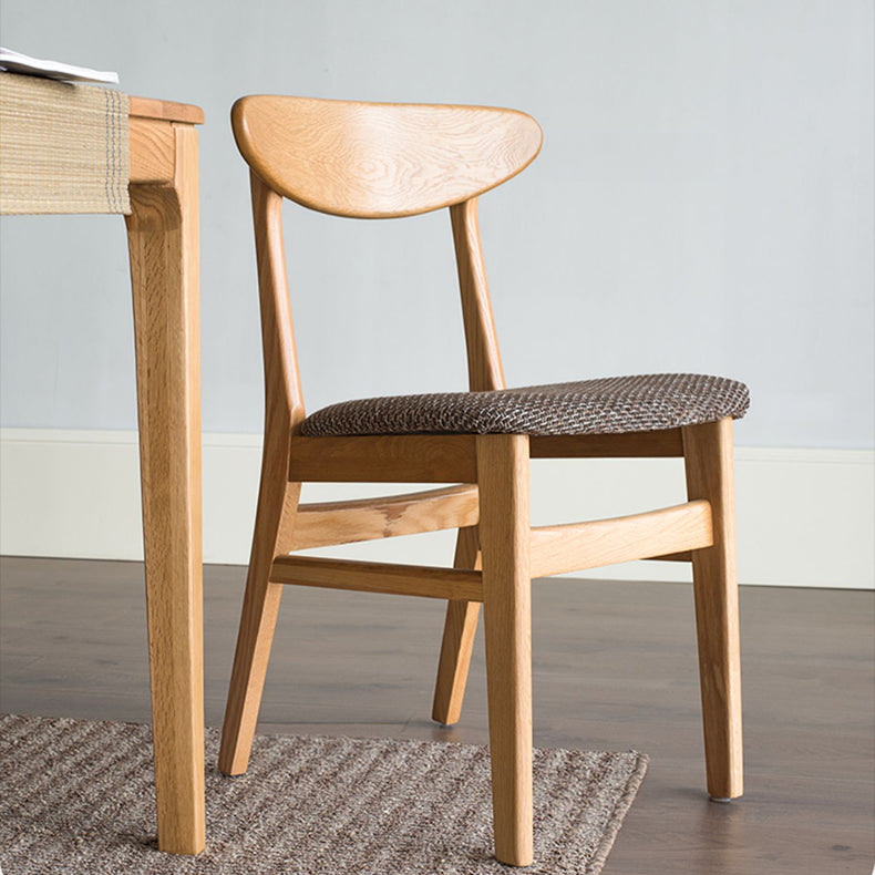 Elegant Brown Oak Wood Chair with Cotton and Linen Upholstery hym-1541