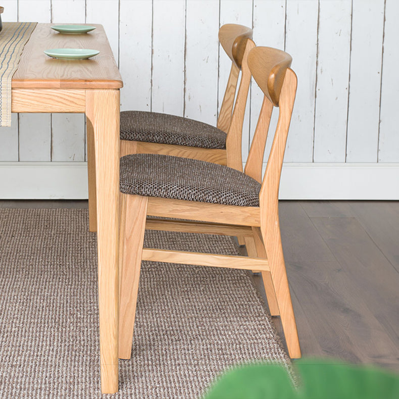 Elegant Brown Oak Wood Chair with Cotton and Linen Upholstery hym-1541