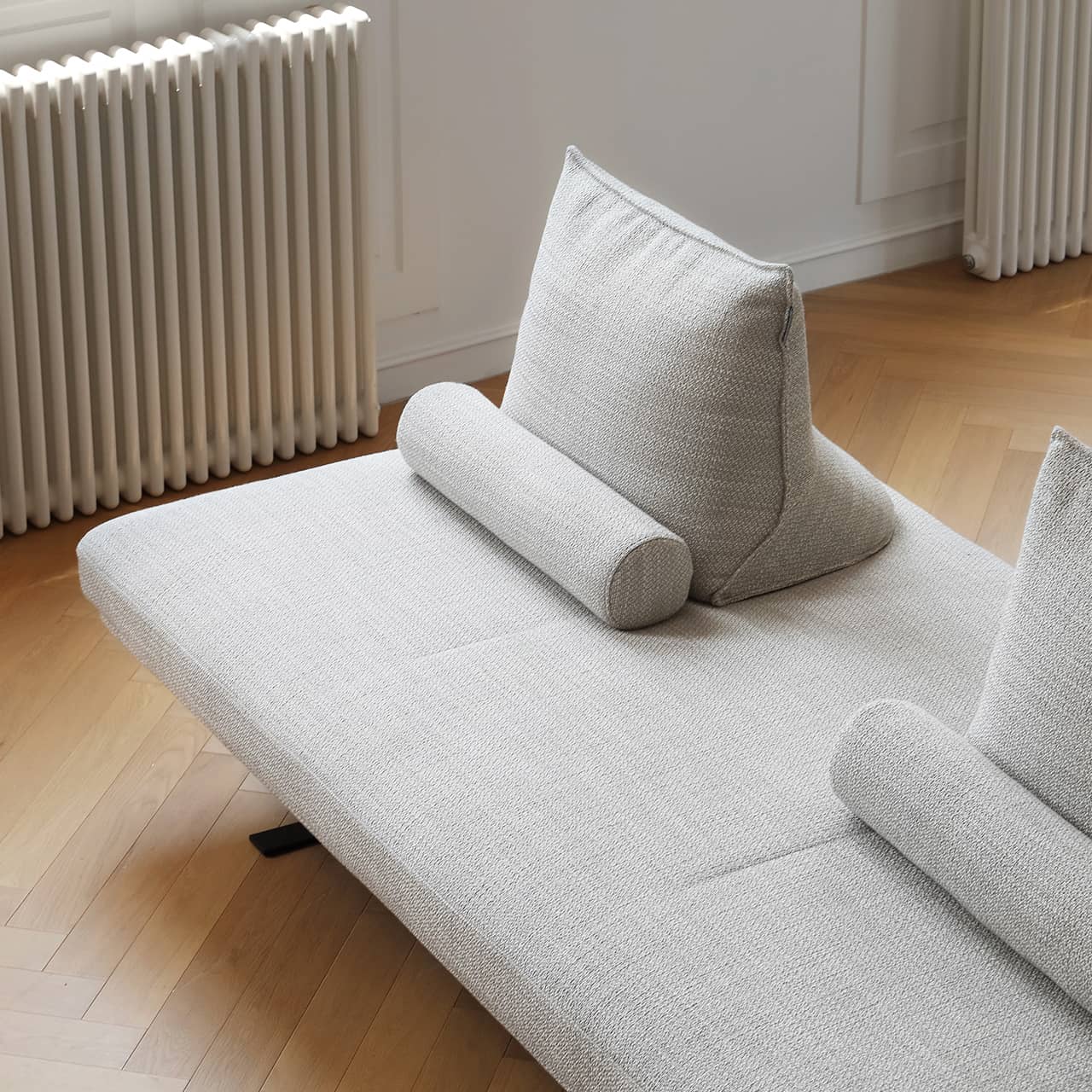 Contemporary Light Gray Sofa - Pine Wood Frame with Soft Cotton-Ramie Blend Upholstery my-364