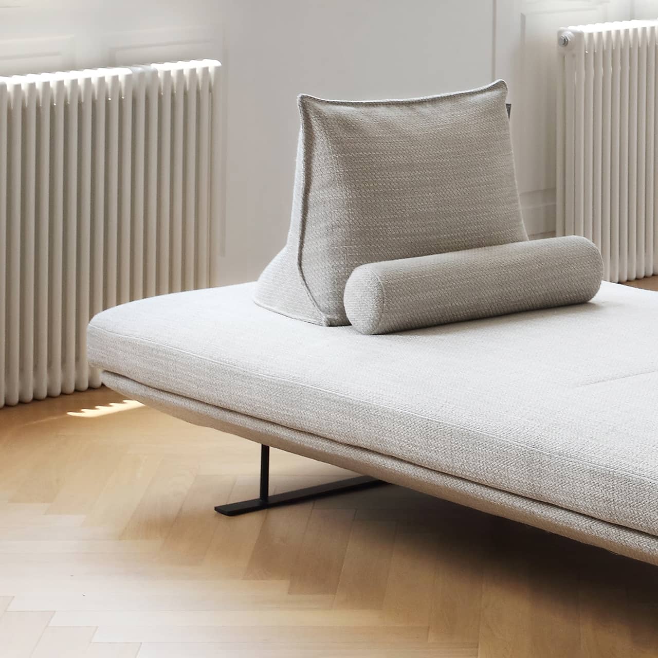 Contemporary Light Gray Sofa - Pine Wood Frame with Soft Cotton-Ramie Blend Upholstery my-364
