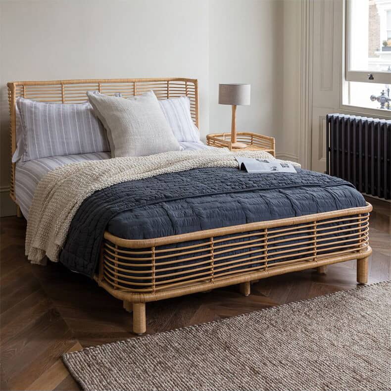 Natural Wood & Rattan Bedside Cabinet - Elegant & Stylish Nightstand for Bedroom Decor tzm-540