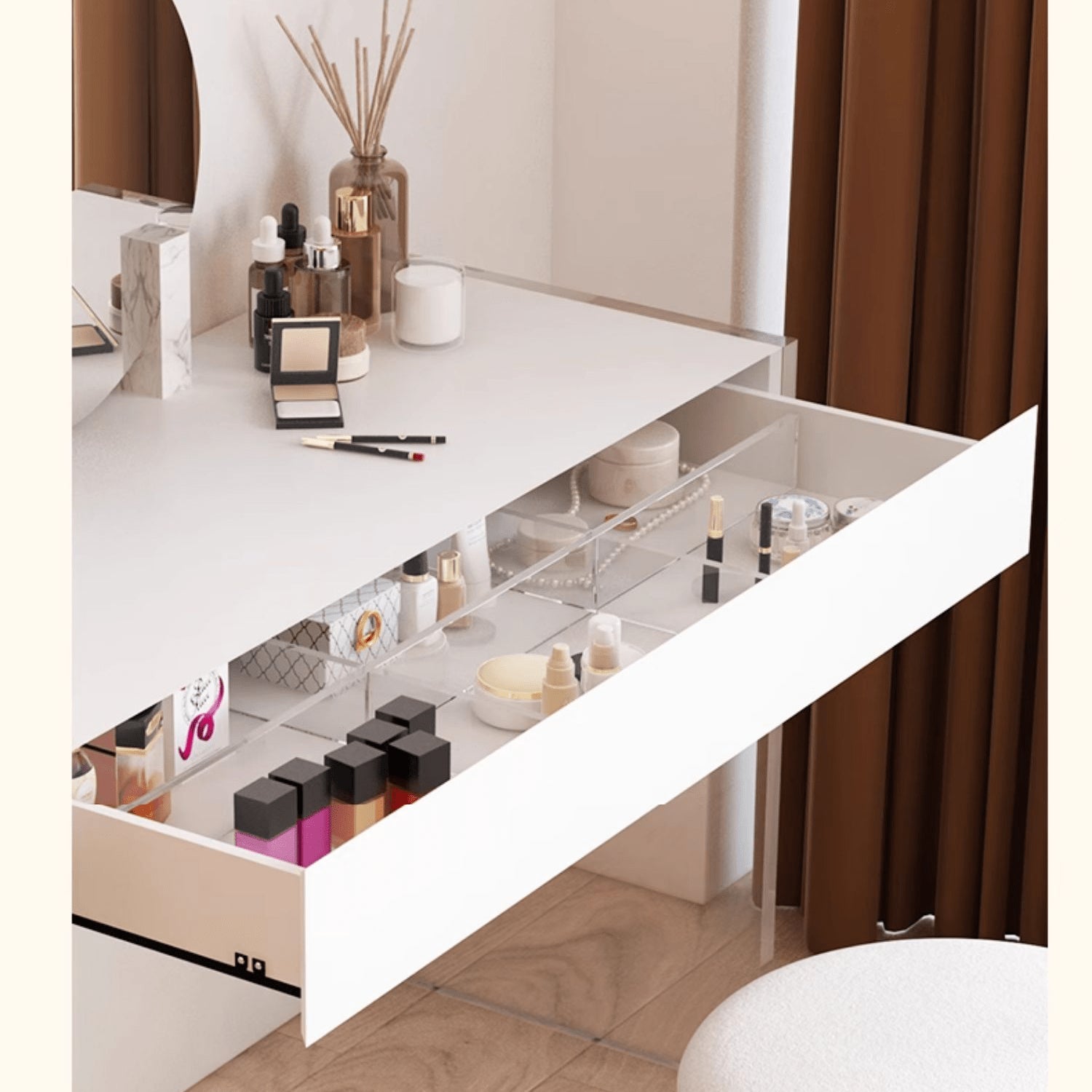 Elegant Mirror Silvery Glass – Perfect Reflective Finish for Modern Interiors yw-187