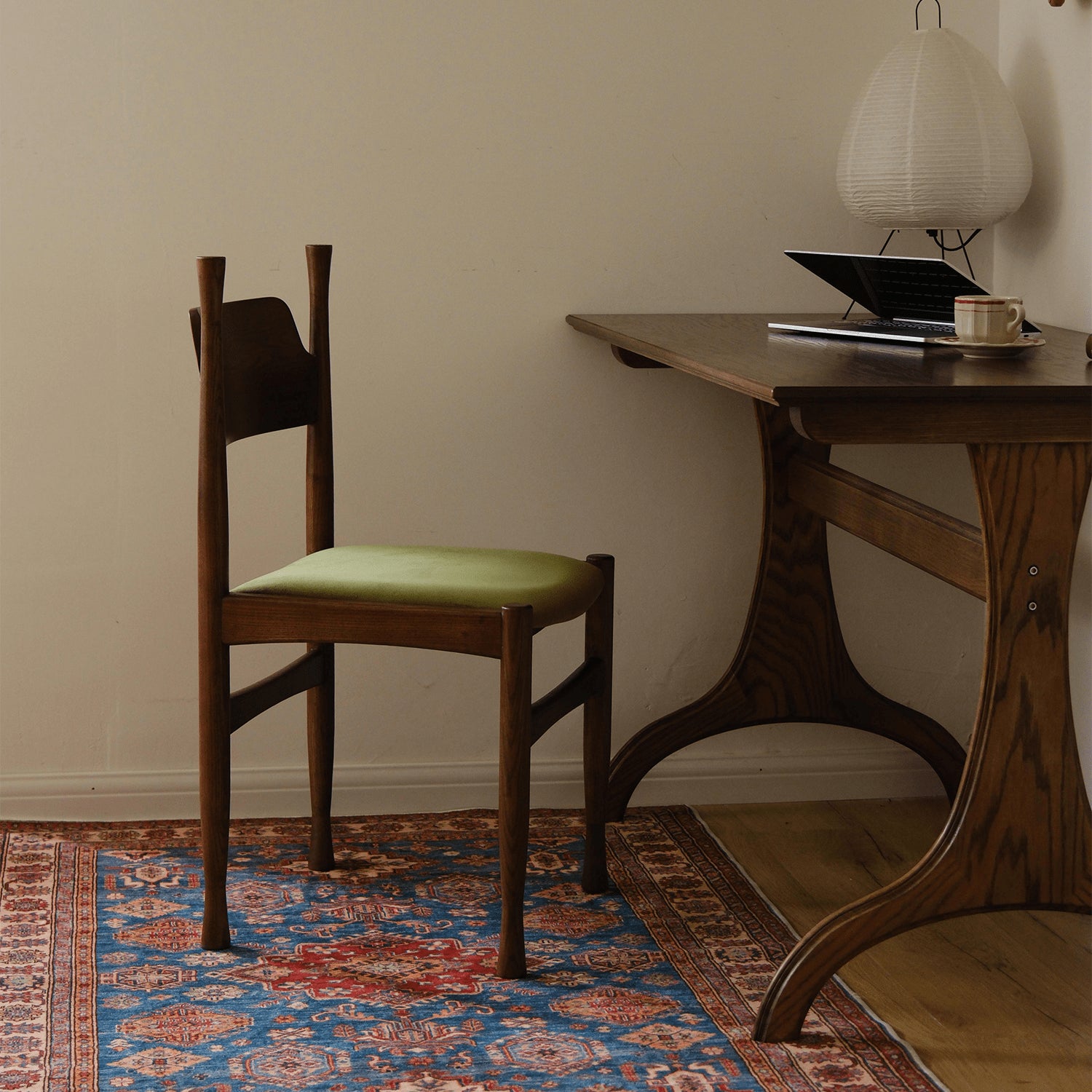 Stylish Ash Wood Chair with Red and Yellow Flannel Upholstery yw-228